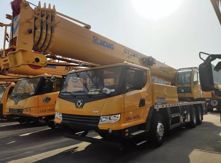 China Top Brand Xuzhou Official Xmg Latest Hydraulic Mobile Crane in Stock Five Section Boom EXW 25 Ton Truck Crane (QY25K5D)