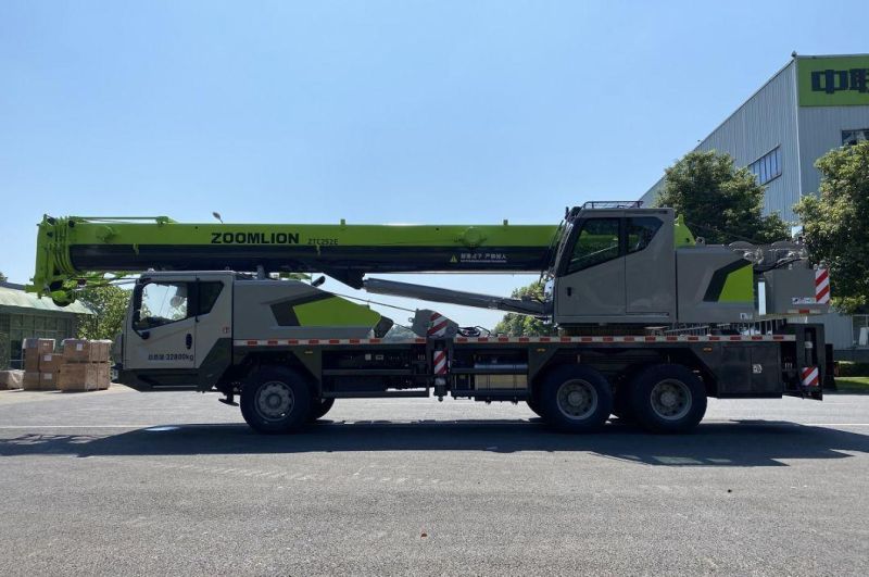 25 Ton Truck Crane - Zoomlion Truck Crane Ztc250 with Three Alex