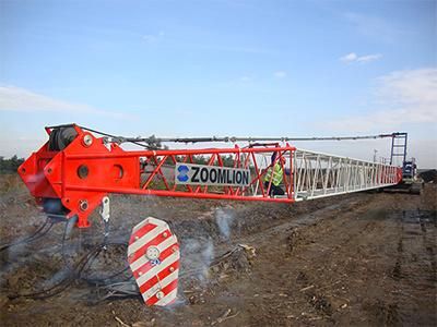 Zoomlion 130 Ton Hydraulic Telescopic Boom Crawler Crane (Zcc1300)