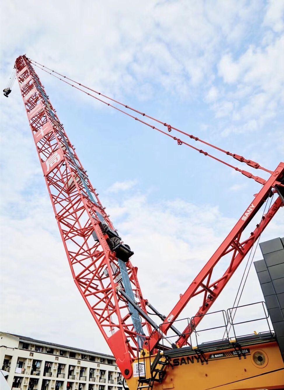 Factory Price Hoisting Equipment 260 Ton Xgc260 Crawler Crane 260t