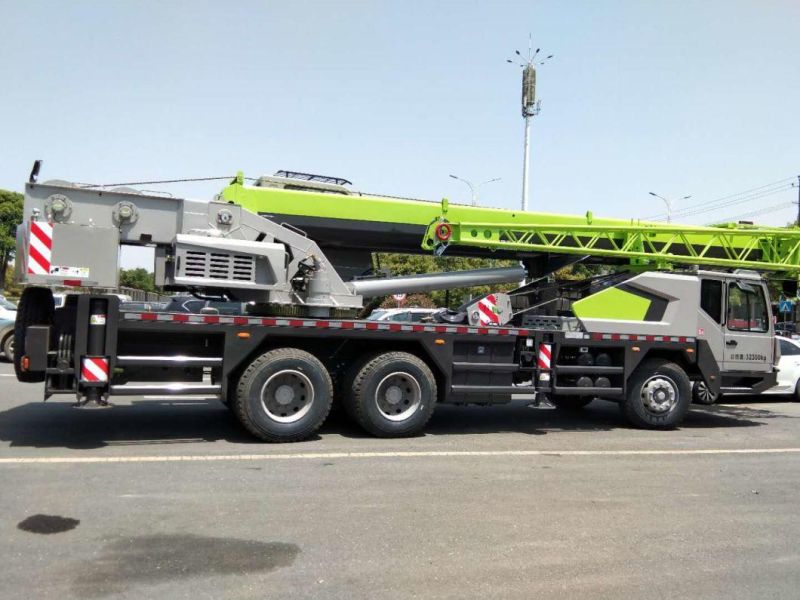 Zoomlion 25 Tons Construction Lifting Machinery Telescopic Boom Mobile Truck Crane Ztc250V552