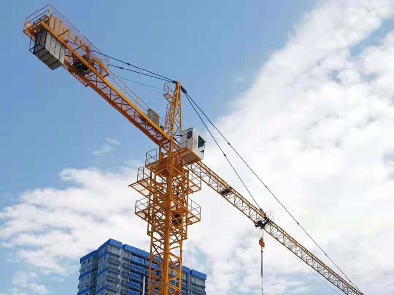 Zoomlion Brand 8t Mobile Tower Crane with Cabin