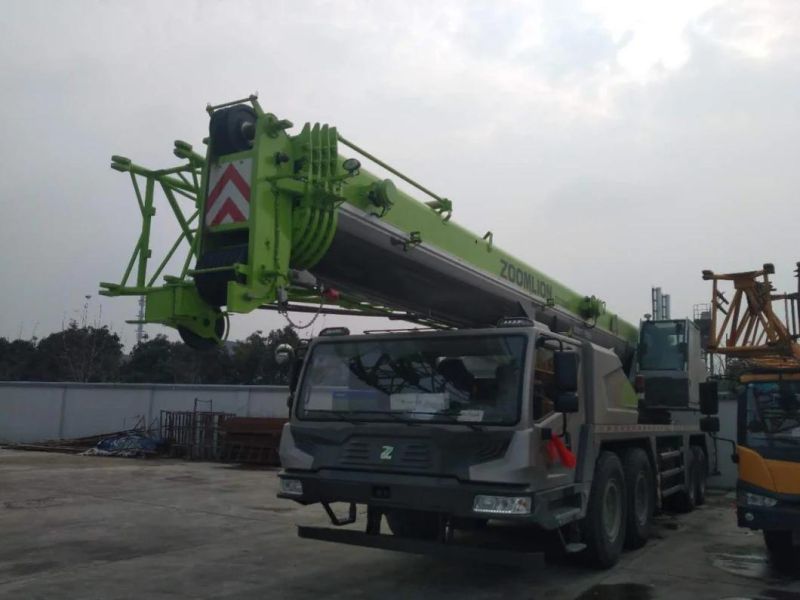 Zoomlion Construction Crane 80 Ton Heavy Duty Truck Crane (ZTC800E)