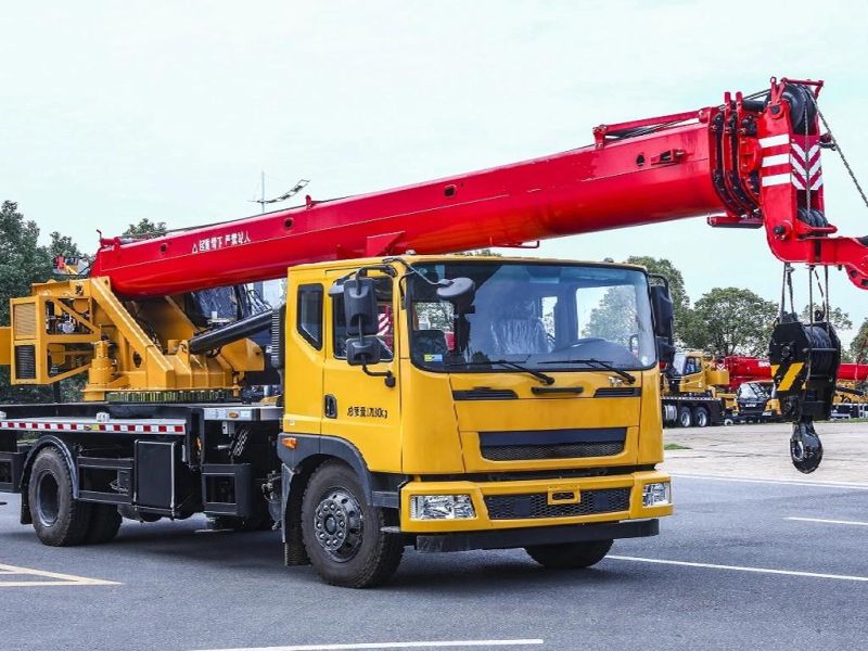 Chinese Factory 25ton Mobile Crane with Free Spare Parts