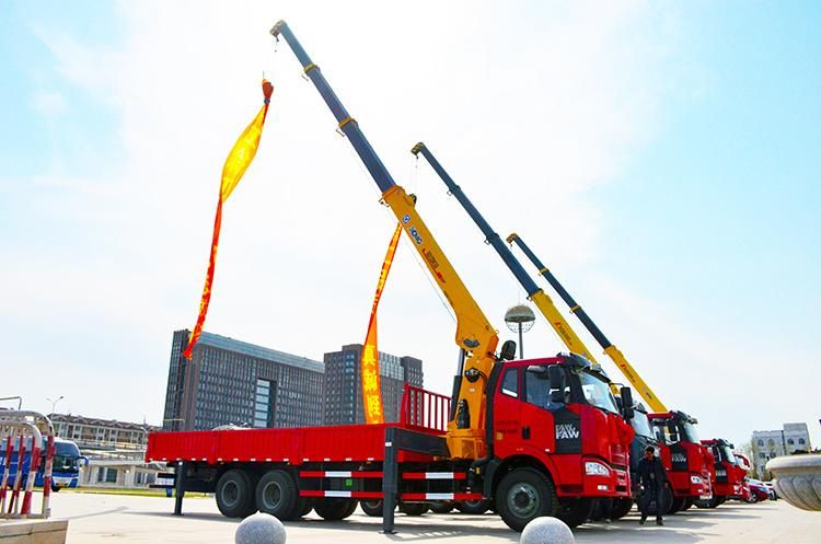 XCMG Official 12 Ton New Telescopic Boom Truck Mounted Crane Sq12sk3q Crane Mounted Truck