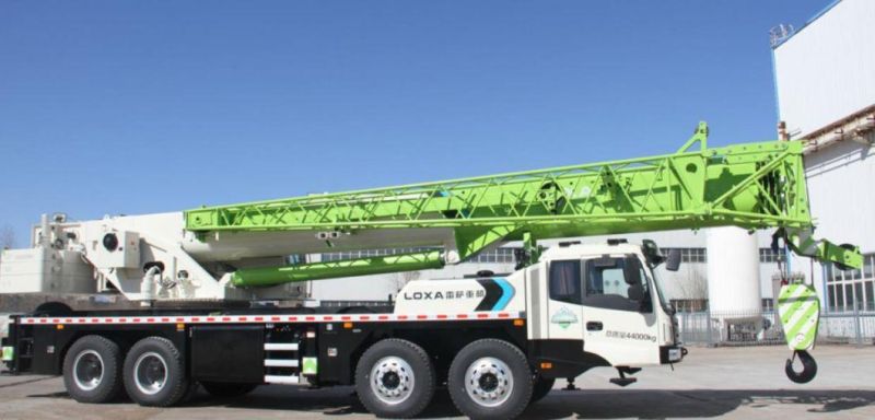 China 55ton Loxa Pickup Truck with Crane with High Power