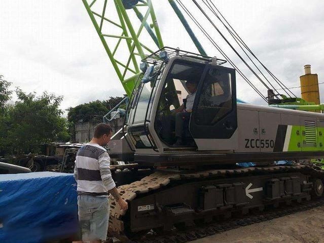 150 Ton Luffing Boom Crawler Cranes Zcc1500V