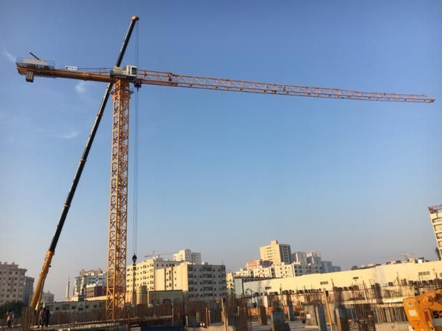 Small Topkit Qtz80A 6 Ton Hydraulic with Parts Tower Crane