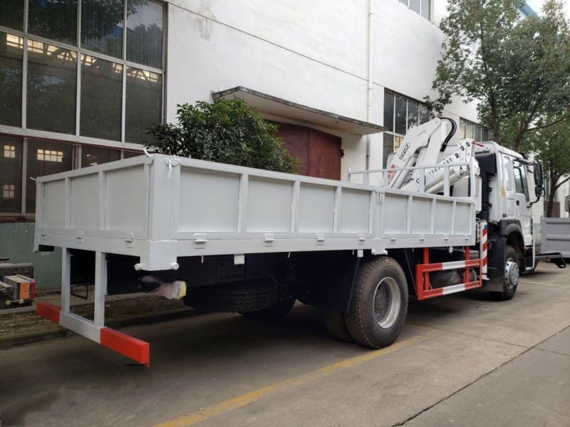 Truck Mounted Crane with Telescopic Boom Hoisting Machinery Price