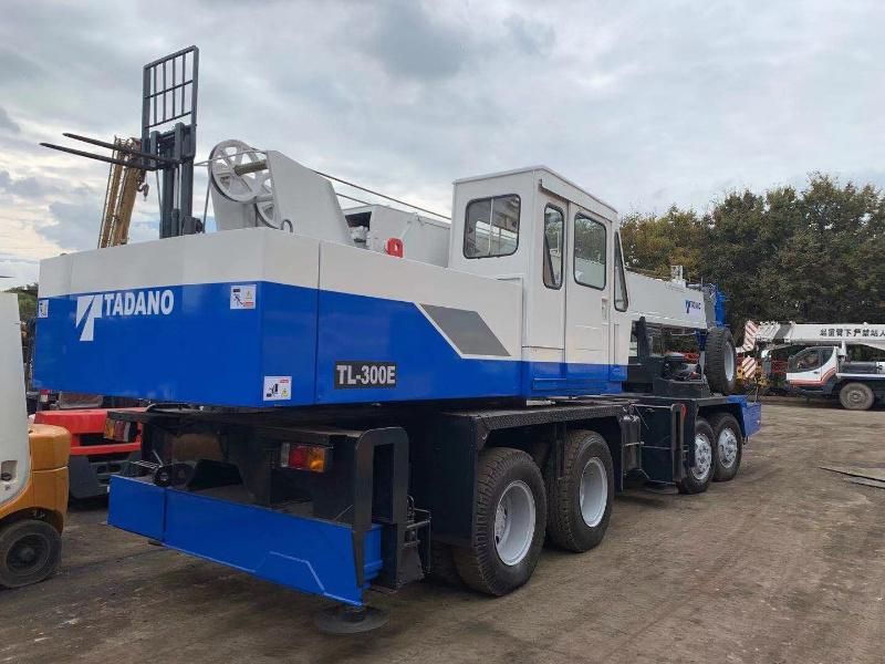 Tl-300e 30ton Hydraulic Crane Truck Crane