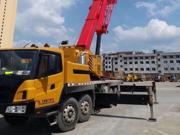 Chinese Factory 25ton Mobile Crane with Free Spare Parts