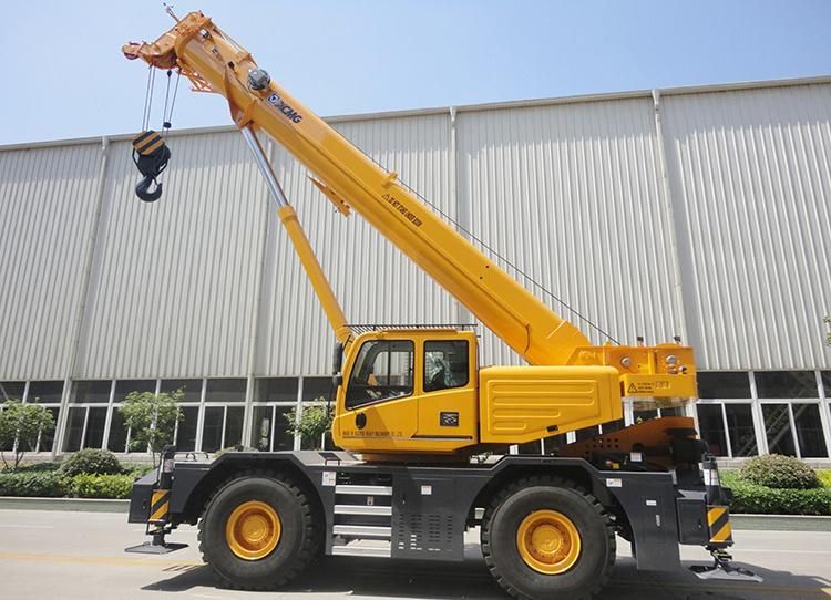 Lifting Machinery New Original Manufacturer 70 Ton Rough Terrain Crane Rt70e