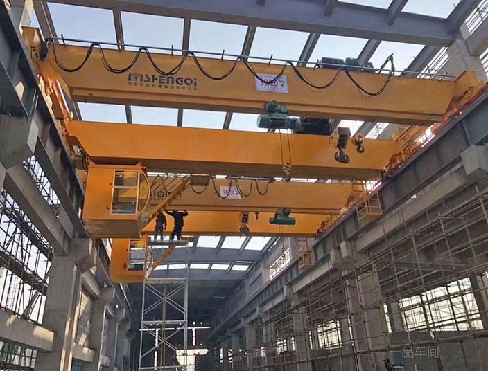 European Standard Double Girder Bridge Crane with Hoist