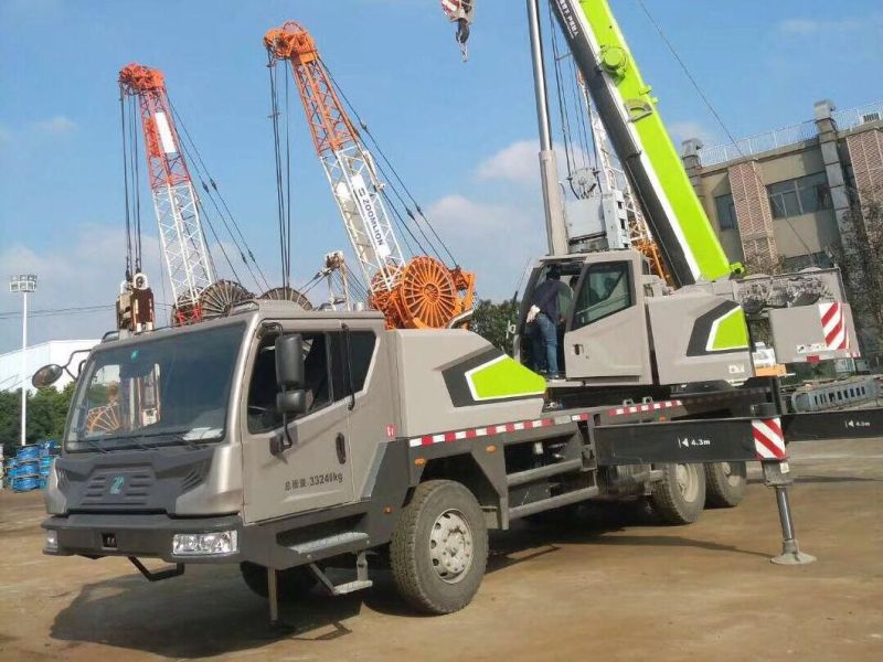 Truck Mounted Sinomada Crane Euro 4 50 Tons for Algeria