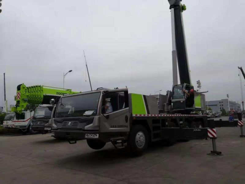 Zoomlion Truck Crane 25 Ton New Truck Crane Ztc250A552 Cheap Price