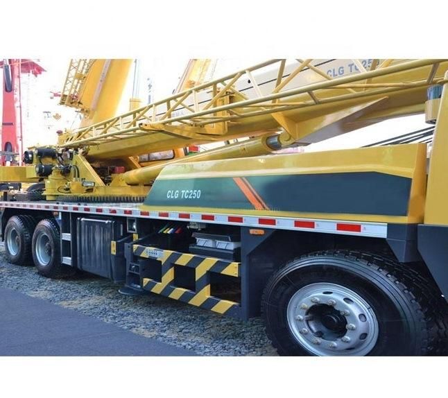 30ton Liugong Truck Crane 4 Sections Tc300A 34m Lifting Height