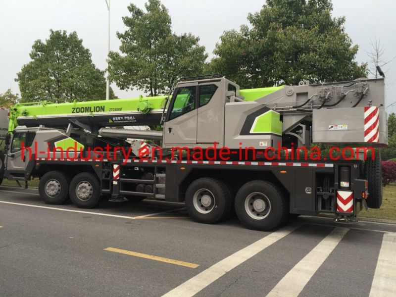 Lifting Machinery Hydraulic Truck Crane 60ton Ztc600V532 Model Hoisting Crane with 5 Section Boom Hot Sale!