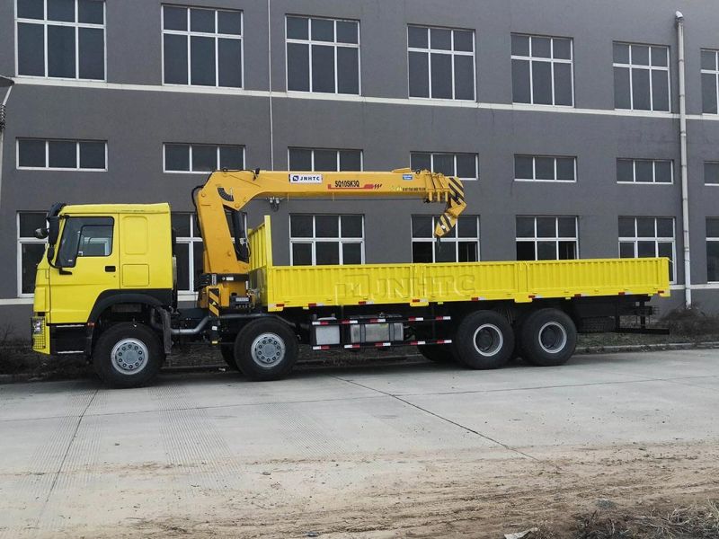2022 Factory on Sale Sinotruk HOWO 8X4 371HP Cargo Mounted with Hydraulic Straight Boom Crane Truck