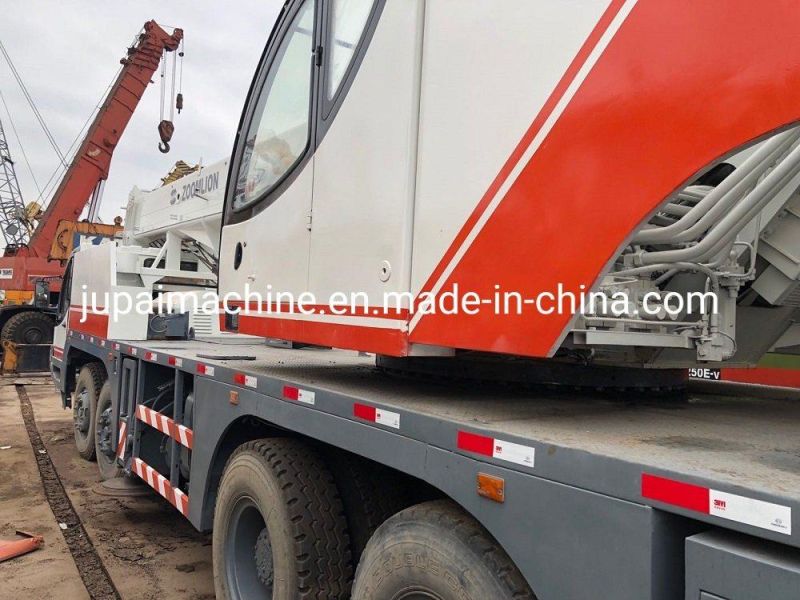 Wheel Drive Zoomlion Hydraulic Mobile Crane 50ton Professional Design Mobile Crane Truck