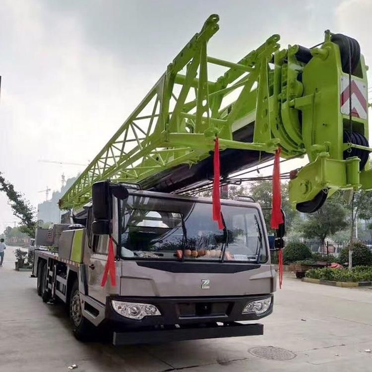 20t Zoomlion Ztc200V451 China Brand Mobile Crane Truck