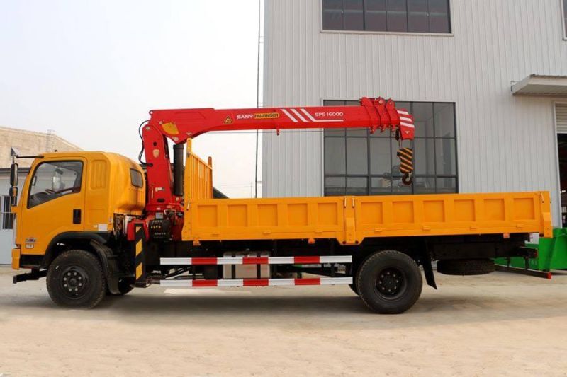 Light Duty Tow 8t Truck with Rotating Arm Crane