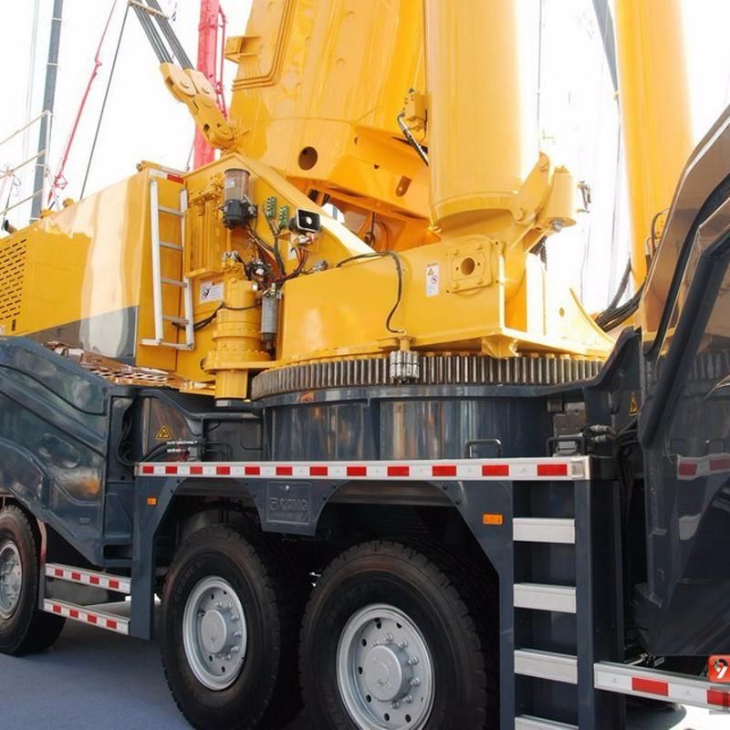 200 Ton Telescopic Boom Truck Crane Xca200