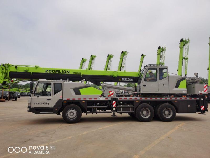 Lifting Construction Machinery Zoomlion Ztc250V552 25 Tons 50 Ton Small Telescopic Boom Mobile Truck Crane Mini Crane