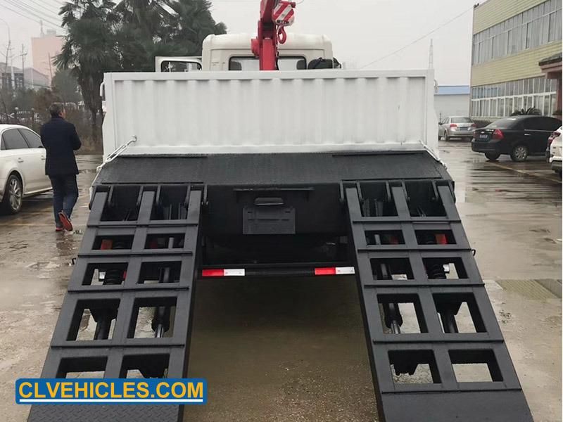 Donfeng Kingrun 6.3 Ton Truck Mounted Hydraulic Mobile Crane