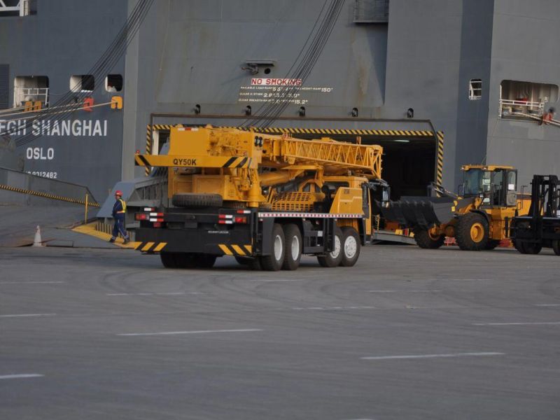 2022 New 10ton Mini Truck Crane Qy10 with 30.5m Lifting Height in Stock