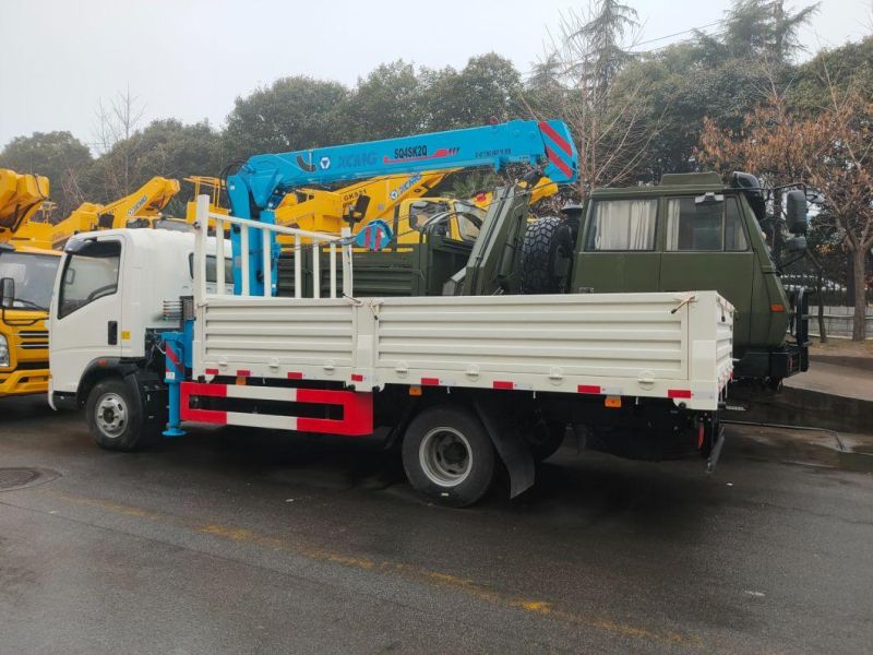 Sinotruk HOWO 4X2 6X4 8X4 3.2t 5t 6.3t 10t 12t Telescopic Folded Hiab Mounted Crane Construction Equipment Crane Mounted Truck