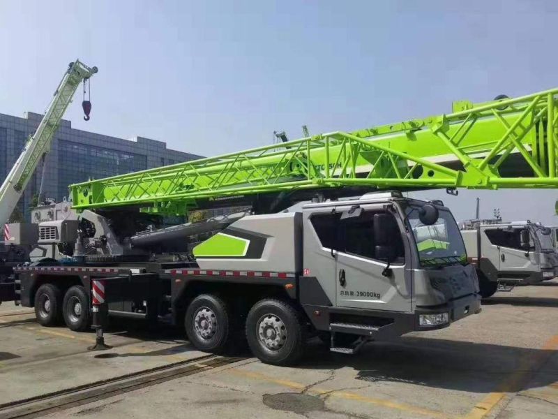 Powerful 35t Hot Truck Crane for Lifting Work in Uzbekistan Ztc350h562