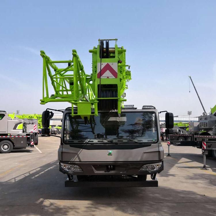 China Professionanl Zoomlion 80 Ton Truck Cranes (QY800V)