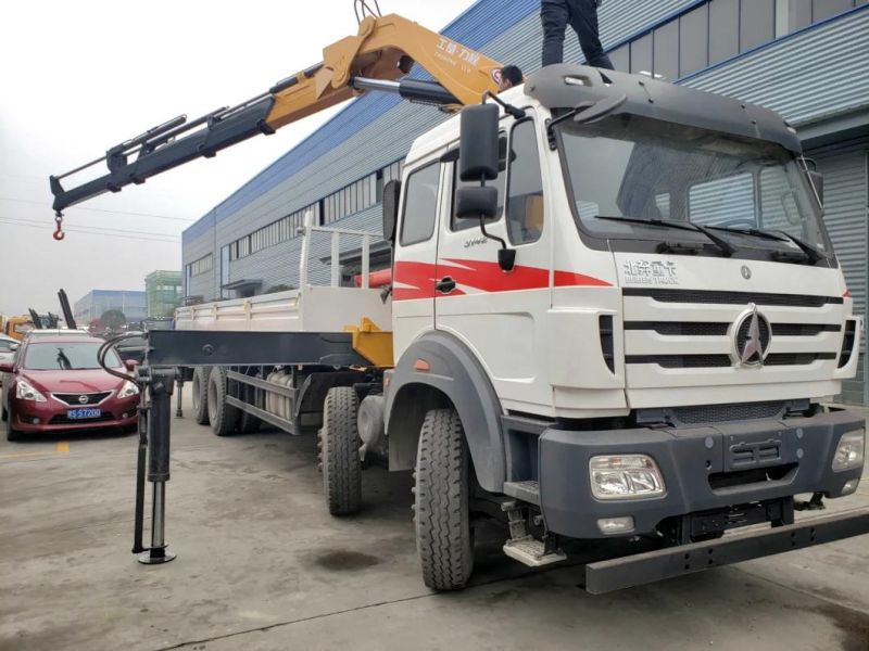 North Toward Heavy Truck Timber Transport Truck 8X4 Logging Truck with Folding Type International Famous Brand Crane