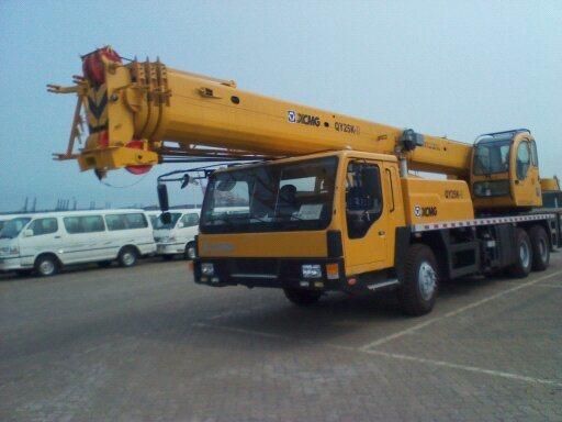 Xct100 100ton Mobile Crane Truck Crane for Sale