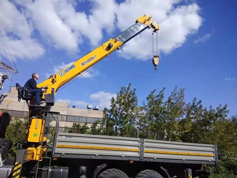 XCMG 10 Ton Truck Mounted Crane (more models for sale)