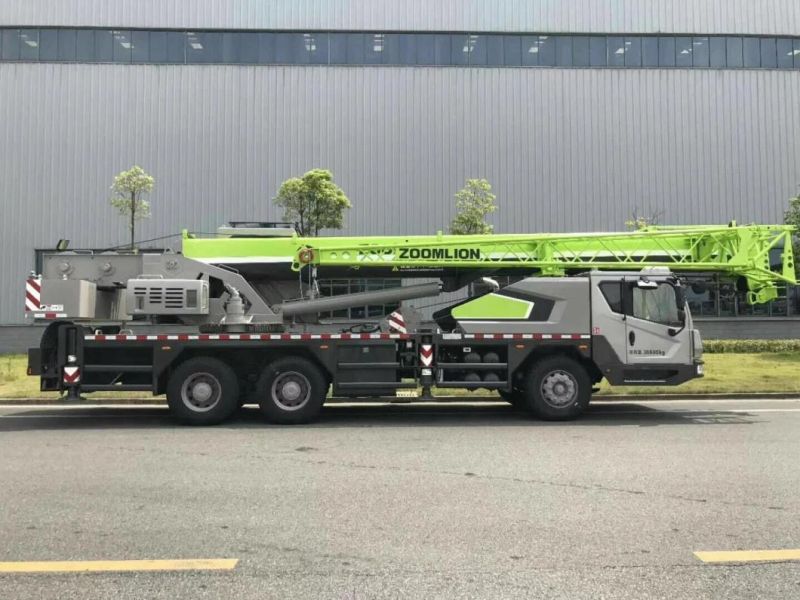 60 Ton Hydraulic Truck Crane Ztc600r562 Cranes with Telescopic Boom Spare Parts