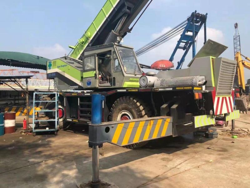 Used Tadano Tr350m 35ton Rough Terrain Crane Kato Kr-45h