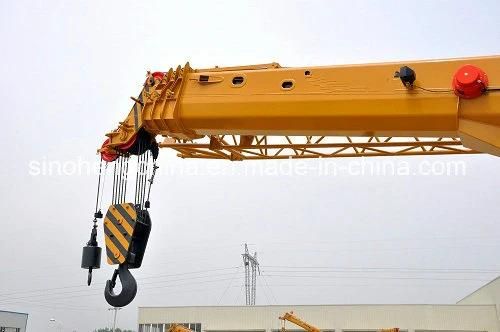 Lifting Equipment 4 Wheel Drives Rough Terrain Mobile Crane 30t