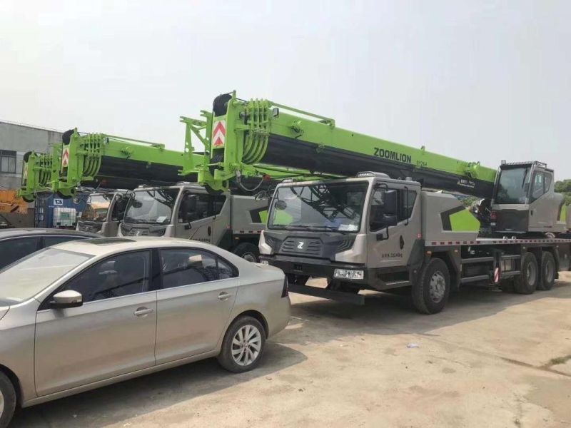 Chinese Manufacture Zoomlion Truck Crane Ztc550r532 in Stock