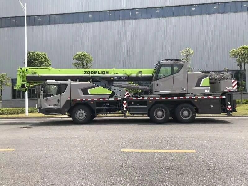 Ztc250V531 25ton Crane Machinery Truck Crane in Stock for Sale