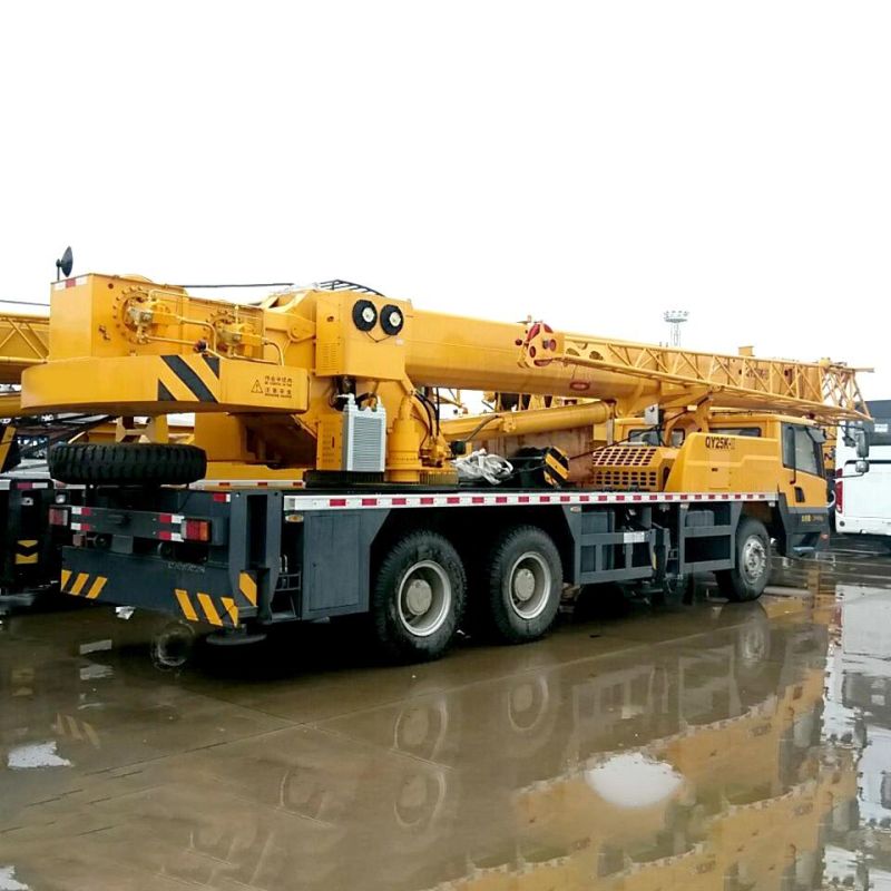 Small 25 Ton Hydraulic Mobile Crane Ztc250V531 with New Spare Parts in Jordan