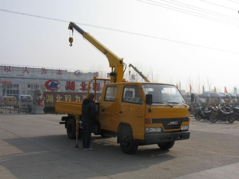 Jmc/JAC/Isuzu Double Cabin Telescopic Boom Construction Machine 2ton Truck Mounted Crane 3.2ton Truck with Crane