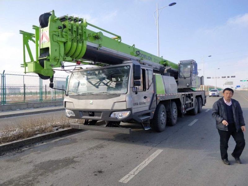 Zoomlion 55ton Truck Crane Qy55V Stock Sale