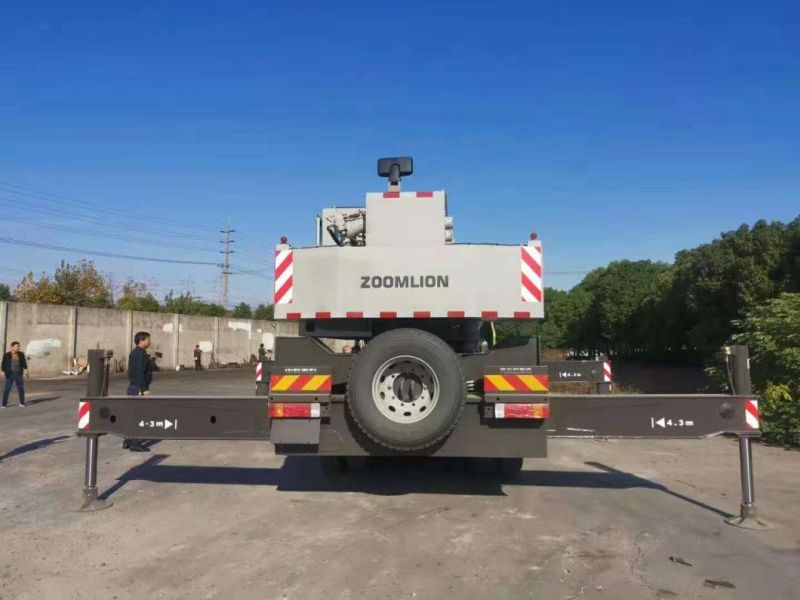 Famous Brand Zoomlion 35 Ton Heavy Duty Telescopic Boom Truck Crane Ztc350h with Weichai Engine