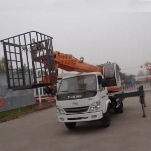 7 Ton Tower Crane Truck Crane Truck Mounted Crane