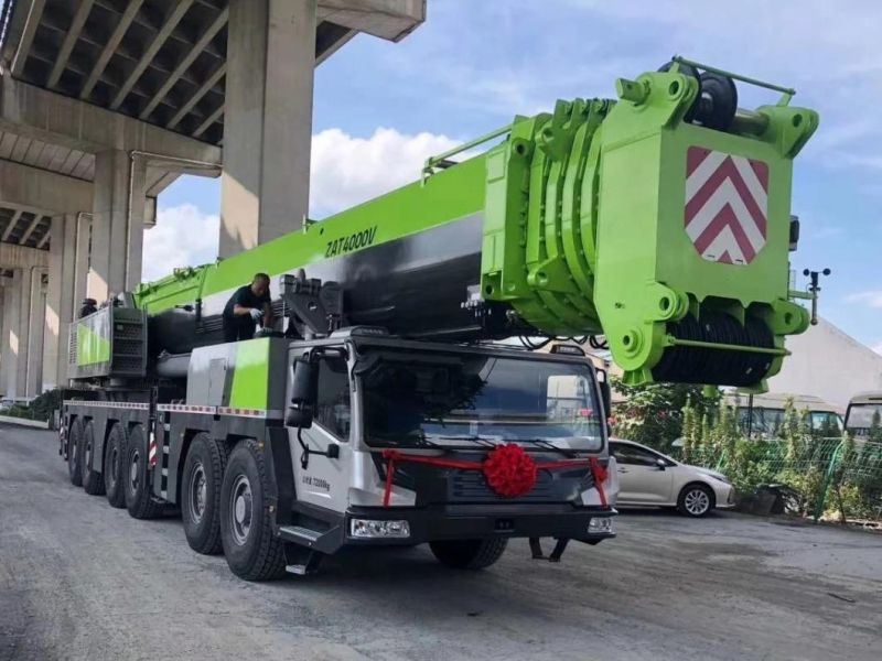Zoomlion 150t All Terrain Crane Truck Zat2000 with Factory Price