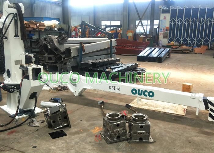 Ouco 0.7t6m Hydraulic Telescopic Marine Crane Stable Operation