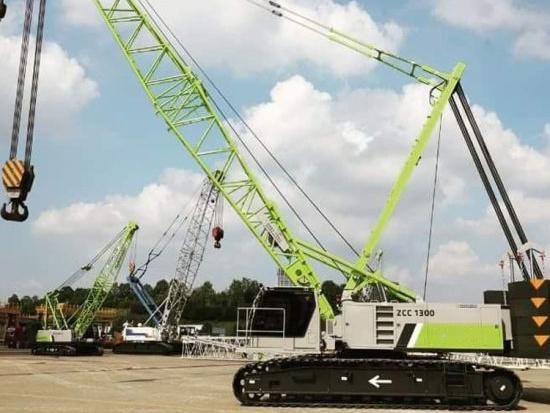 New 130ton Crawler Crane Zcc1300 with High Operating Efficiency From China