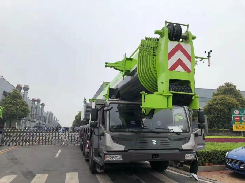 High Quality Zoomlion Huge 100tons Mobile Truck Crane Ztc1000V653