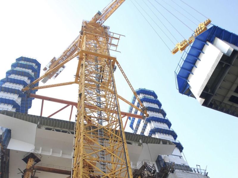 Zoomlion Brand 8t Mobile Tower Crane with Cabin
